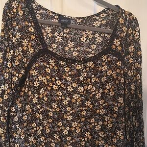 Daytrip Floral Blouse